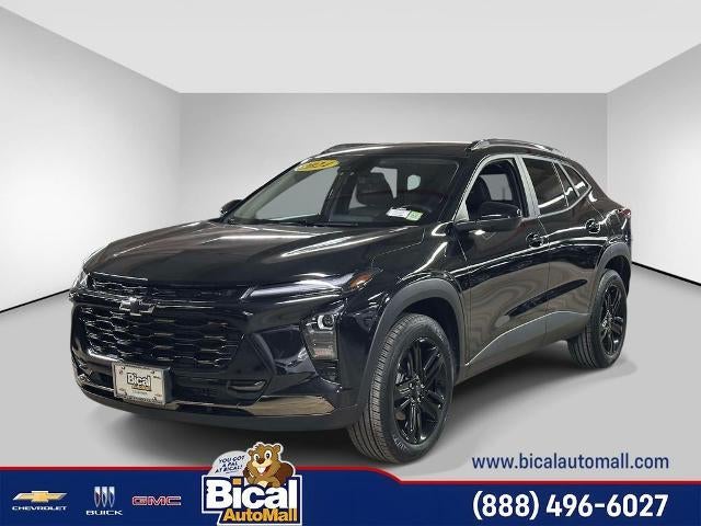 2024 Chevrolet Trax ACTIV in Mosaic Black Metallic — front three-quarter view